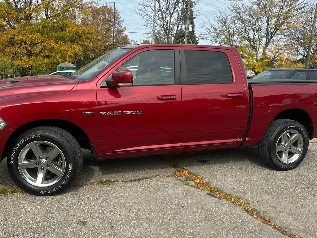 Dodge Ram * Sport * CARFAX * БЕЗ ПЪРВОНАЧАЛНА ВНОСКА - изображение 2