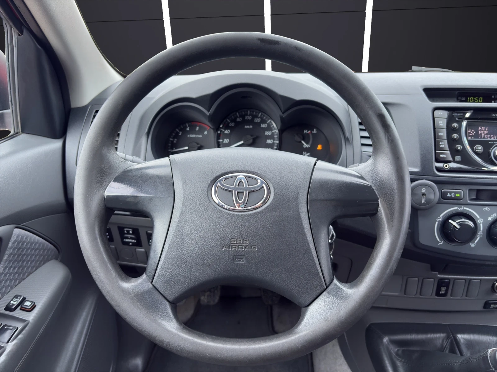 Toyota Hilux 2.5D* Double Cab*  - изображение 10