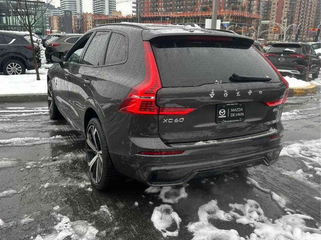 Volvo XC60 Ultimate Dark Theme * CARFAX *    | Mobile.bg   5