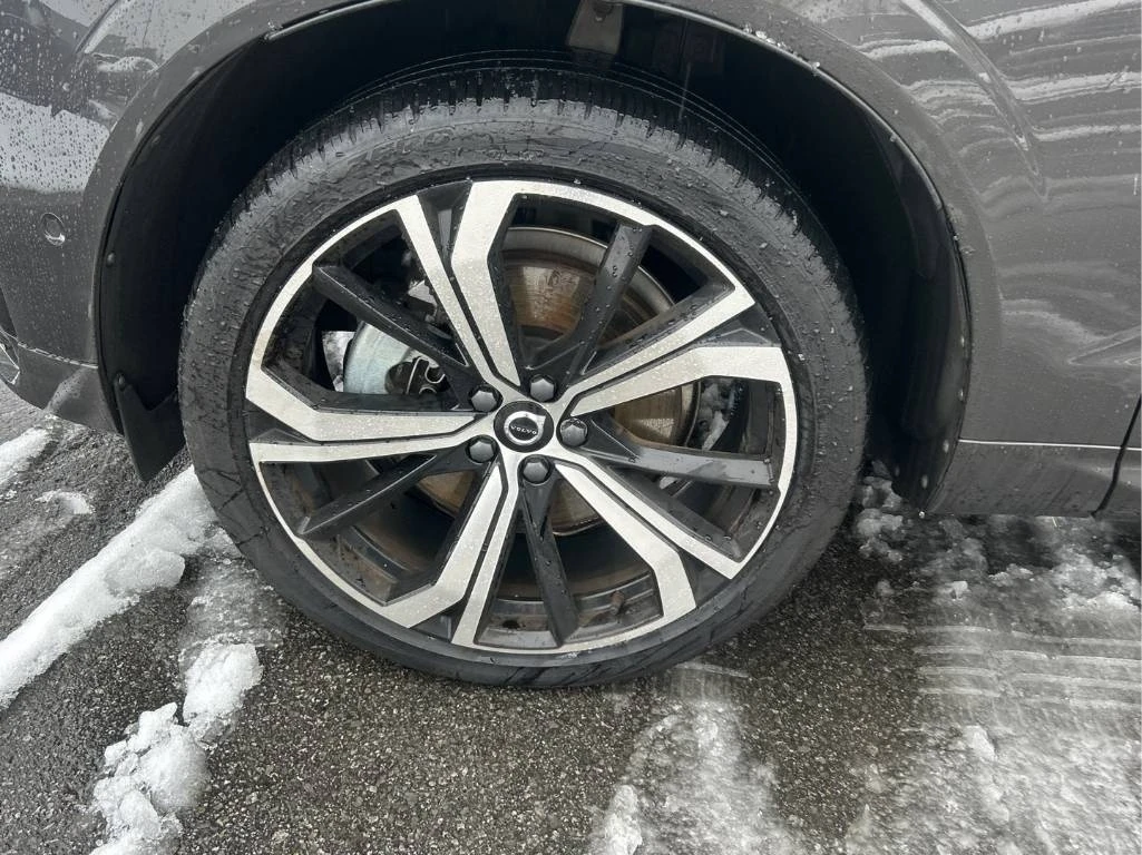 Volvo XC60 Ultimate Dark Theme * CARFAX *    | Mobile.bg   6