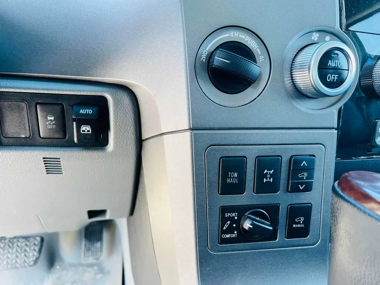 Toyota Sequoia Platinum  CARFAX, снимка 11 - Автомобили и джипове - 53723484