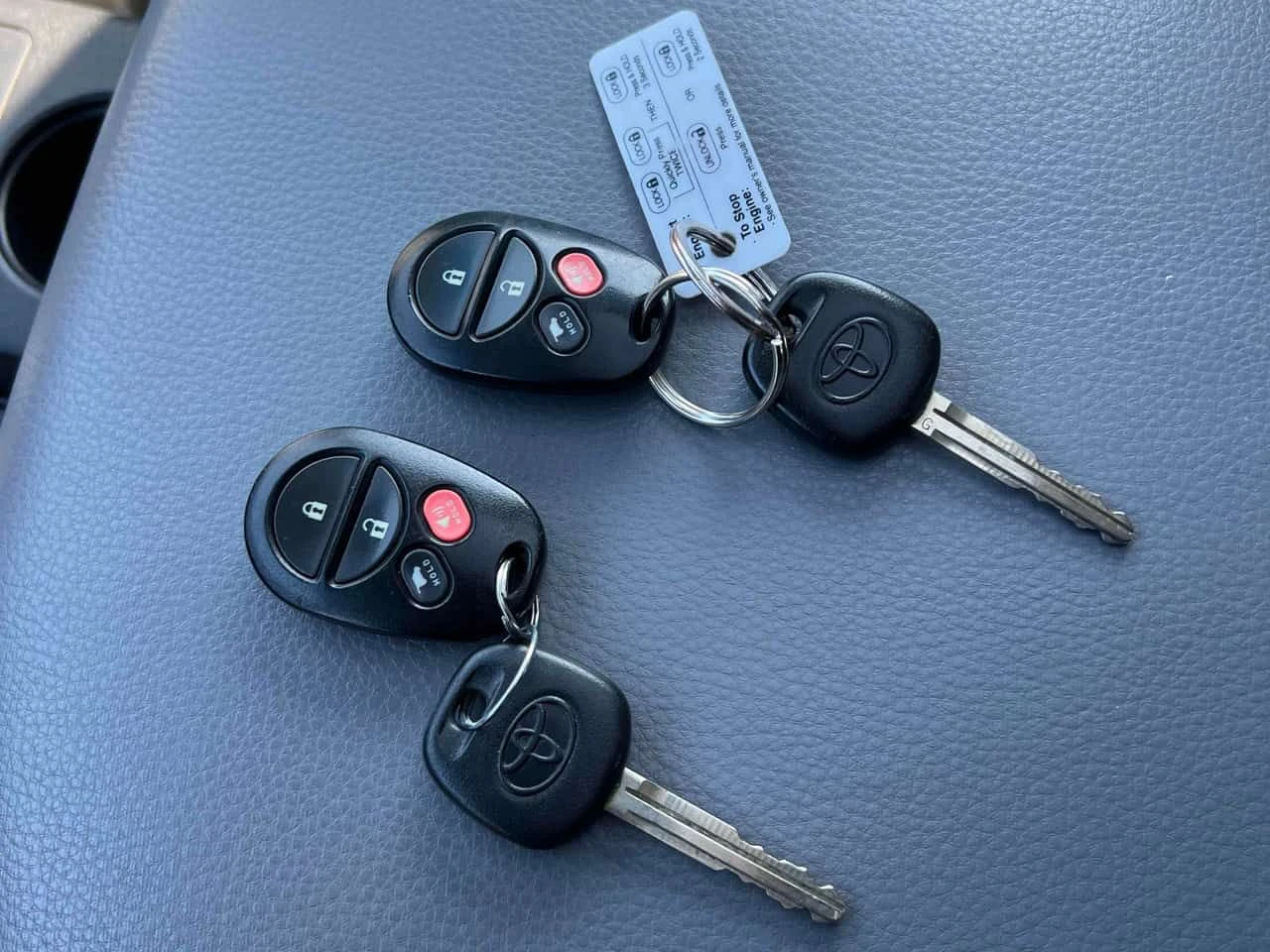 Toyota Sequoia Platinum  CARFAX, снимка 13 - Автомобили и джипове - 53723484