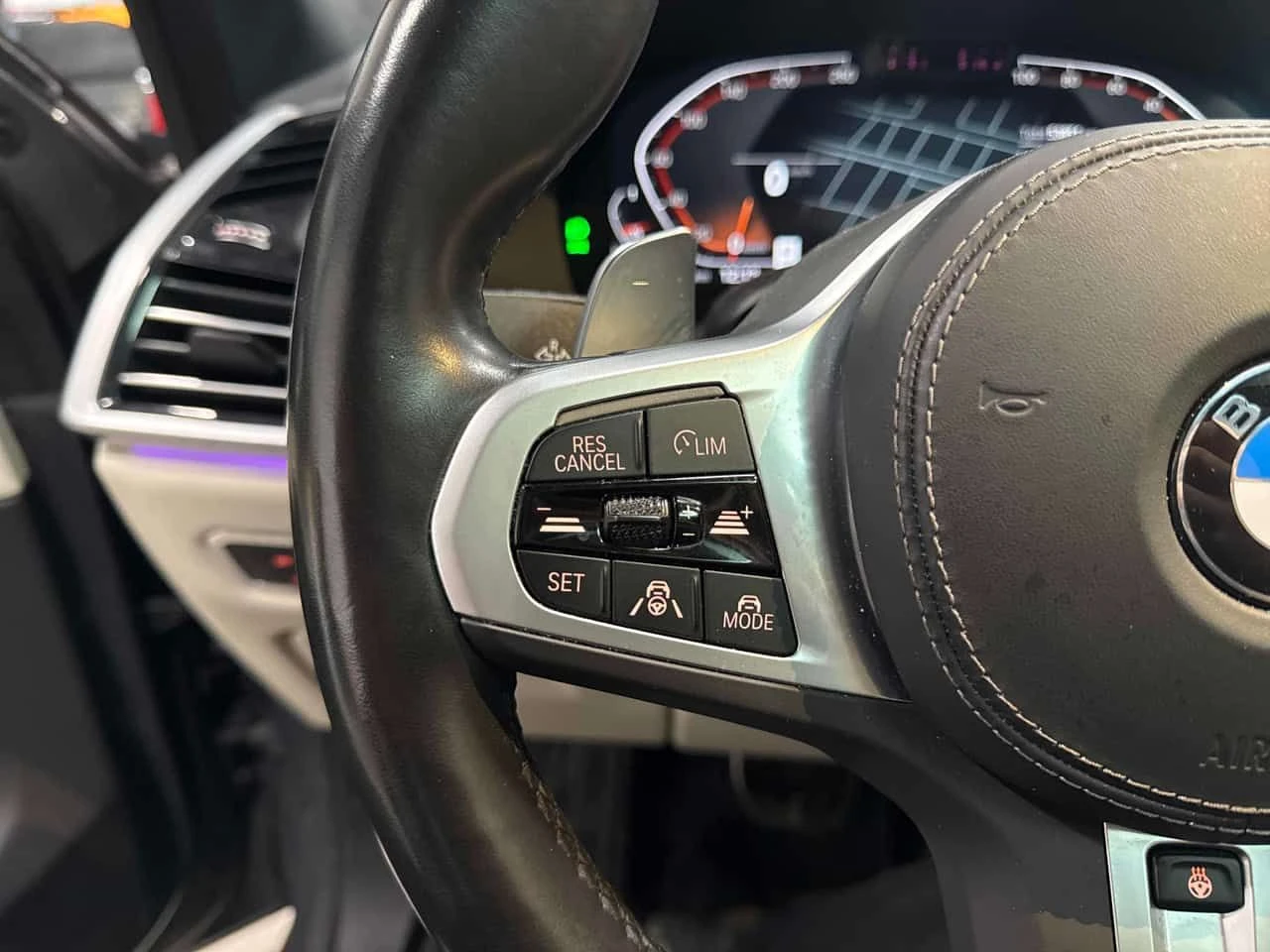 BMW X5 * xDrive40i * CARFAX * ДИСТРОНИК * 360 КАМЕРА * ПА, снимка 17 - Автомобили и джипове - 53869227