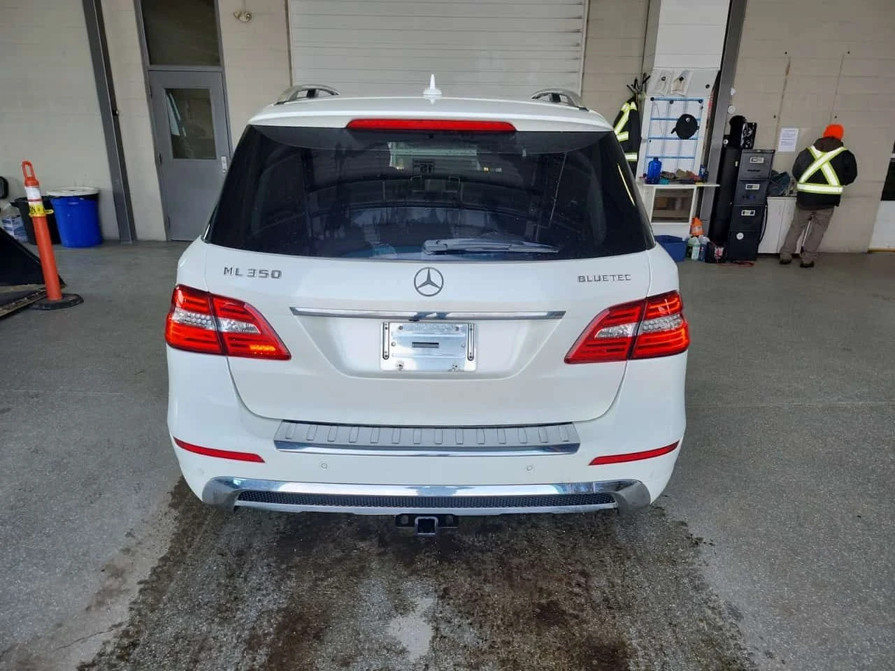 Mercedes-Benz ML 350 BlueTEC /CARFAX/Погрев/Панорама/Памет, снимка 4 - Автомобили и джипове - 54034093