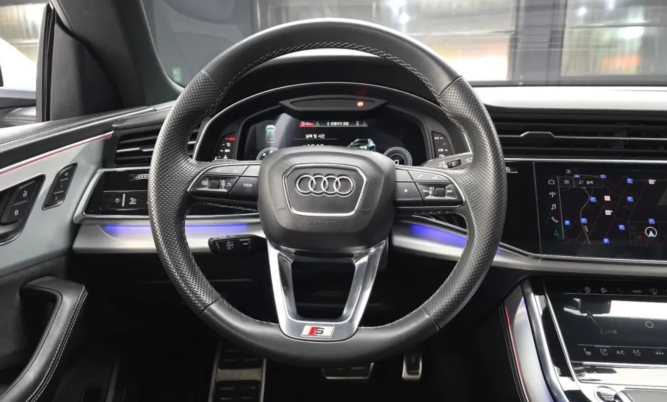 Audi Q8 PREMIUM / 50 TDI / HEAD UP / МАСАЖ / 360 КАМЕРИ/, снимка 8 - Автомобили и джипове - 54705926