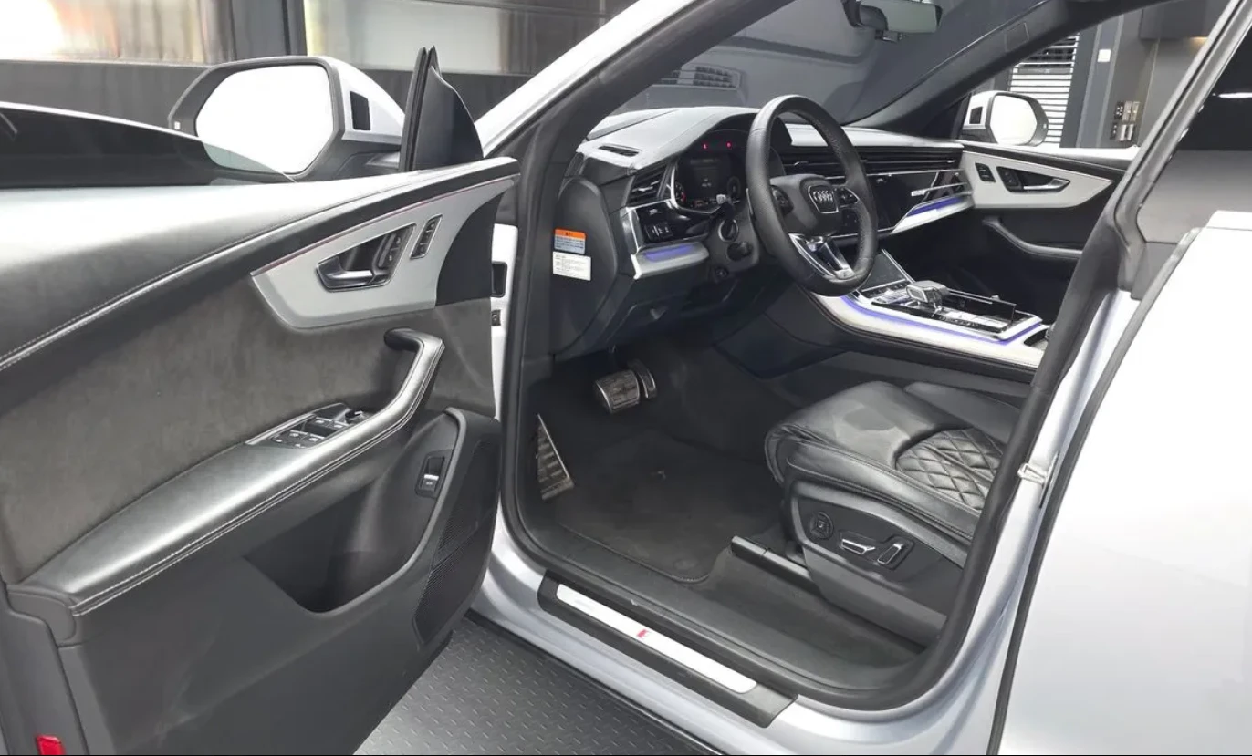 Audi Q8 PREMIUM / 50 TDI / HEAD UP / МАСАЖ / 360 КАМЕРИ/, снимка 6 - Автомобили и джипове - 54705926