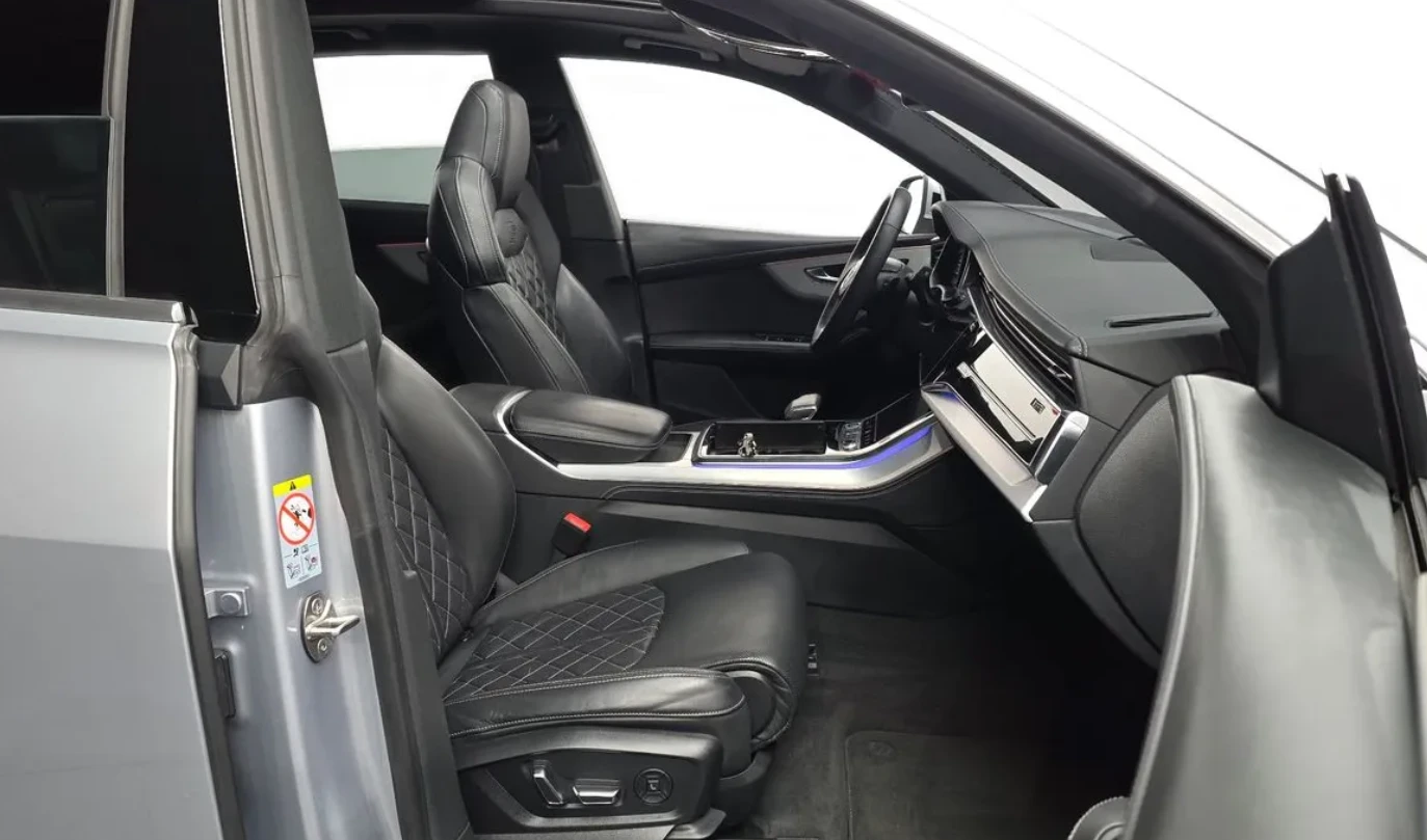 Audi Q8 PREMIUM / 50 TDI / HEAD UP / МАСАЖ / 360 КАМЕРИ/, снимка 14 - Автомобили и джипове - 54705926