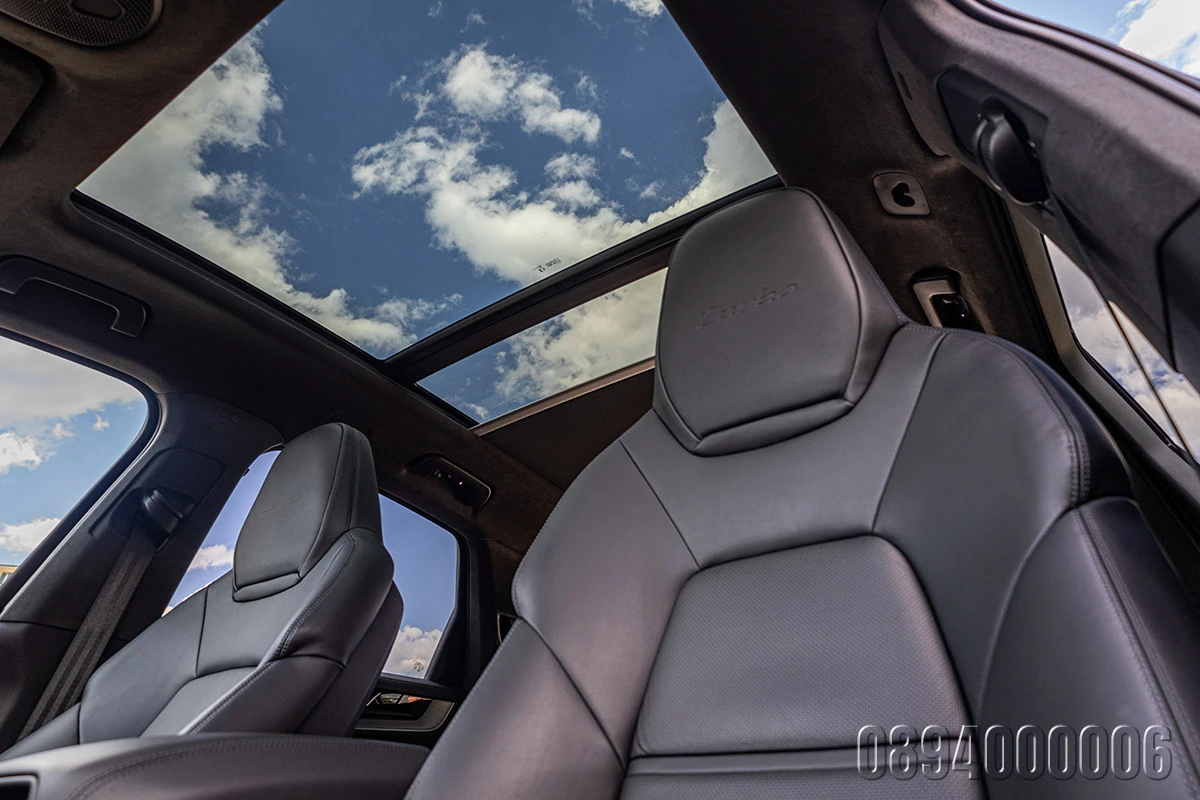Porsche Cayenne TURBO E-HYBRID SPORT DESIGN EXCL BOSE PANORAMA, снимка 10 - Автомобили и джипове - 54919230