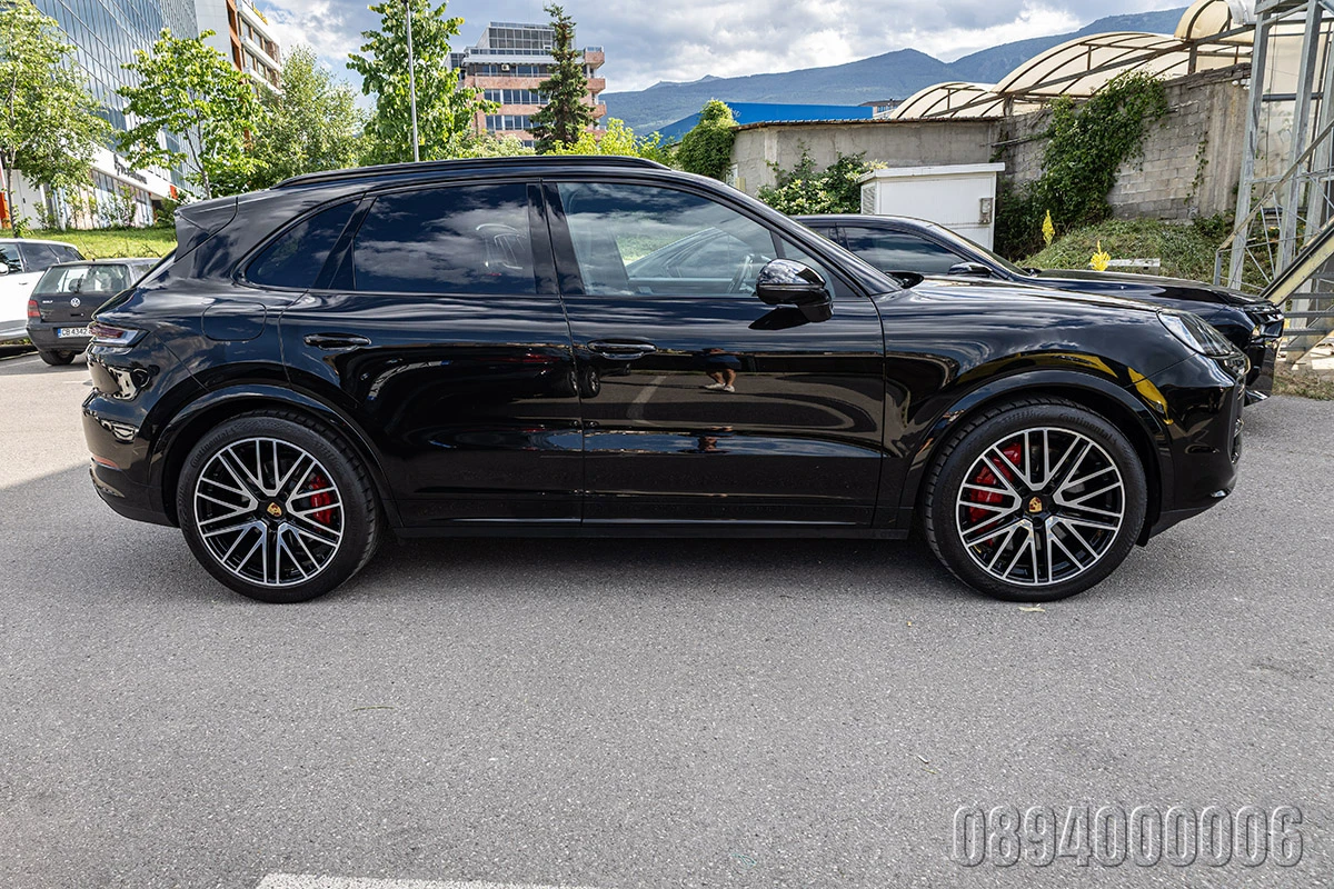 Porsche Cayenne TURBO E-HYBRID SPORT DESIGN EXCL BOSE PANORAMA, снимка 5 - Автомобили и джипове - 54919230