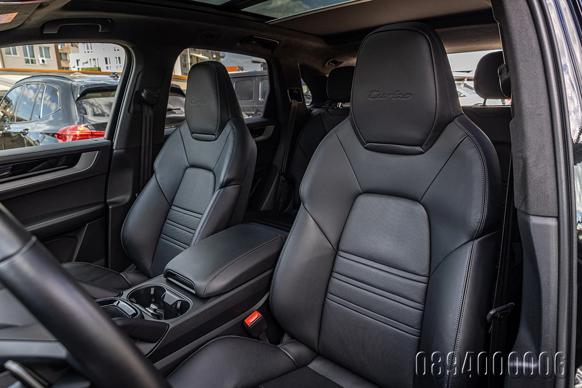 Porsche Cayenne TURBO E-HYBRID SPORT DESIGN EXCL BOSE PANORAMA, снимка 11 - Автомобили и джипове - 54919230