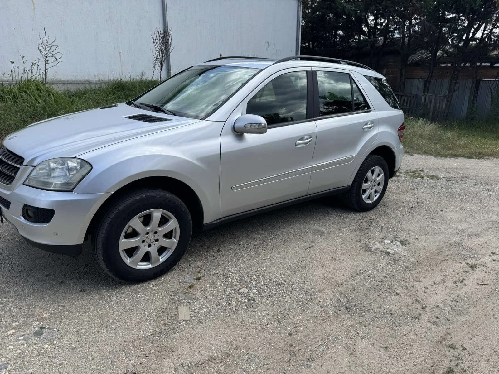 Mercedes-Benz ML 320, снимка 2 - Автомобили и джипове - 54997796