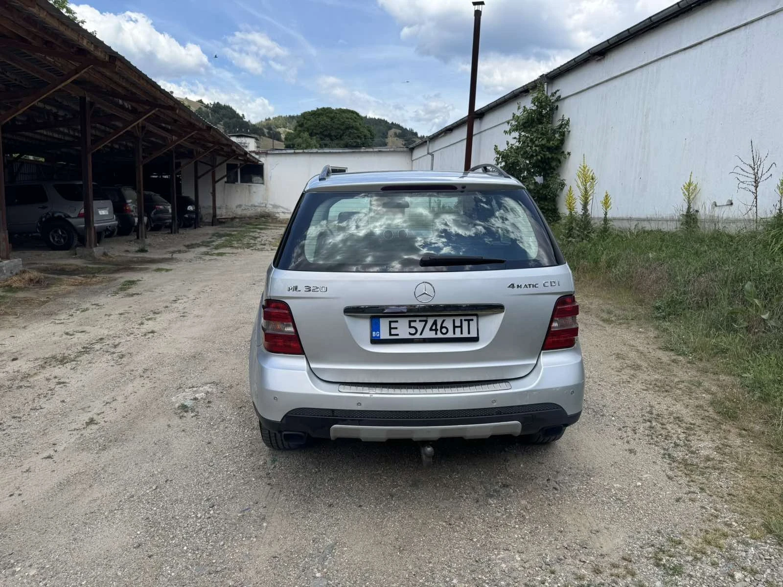 Mercedes-Benz ML 320, снимка 4 - Автомобили и джипове - 54997796