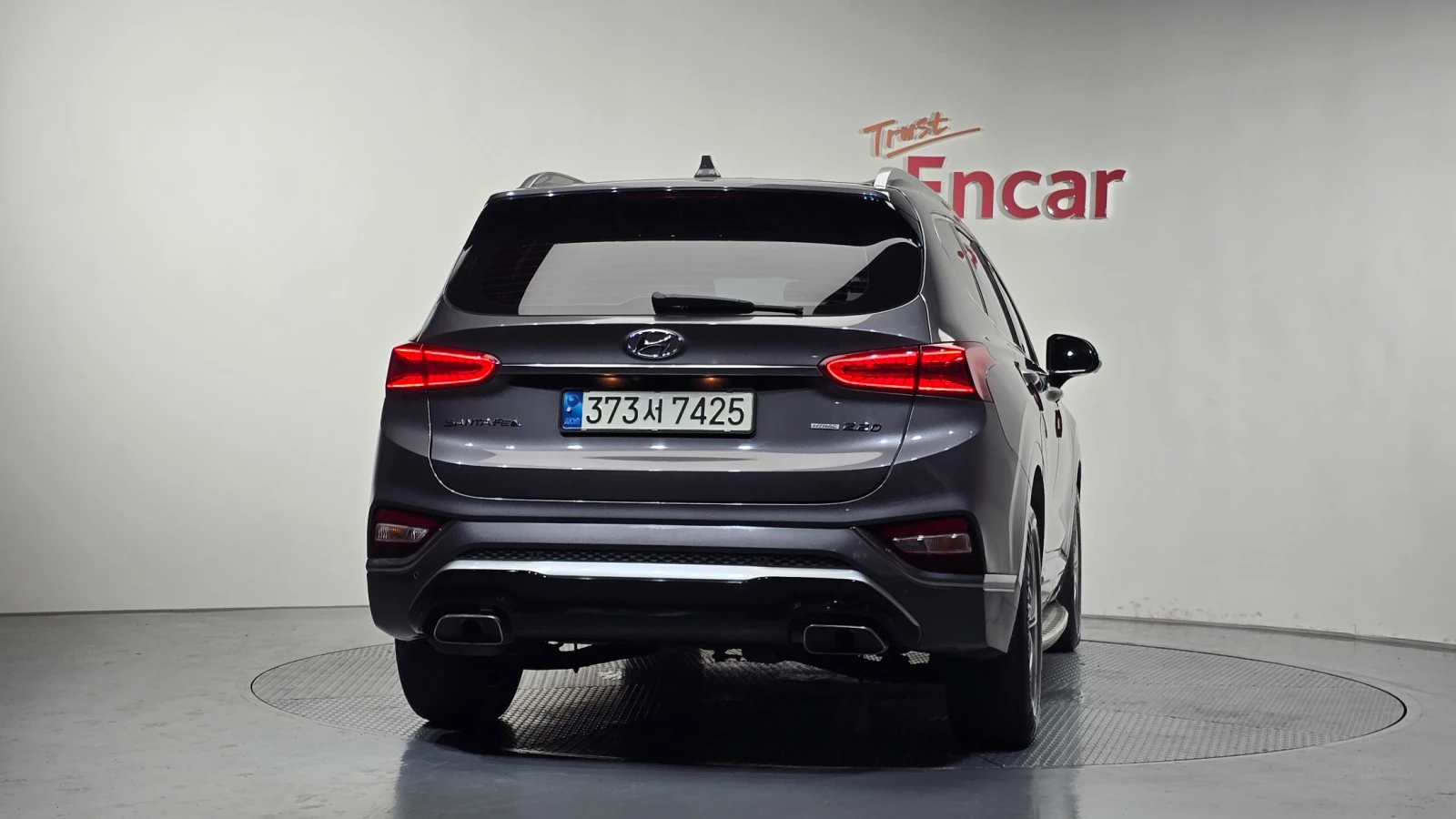 Hyundai Santa fe 2.2 CRDi 4WD Inspiration, снимка 4 - Автомобили и джипове - 55559044