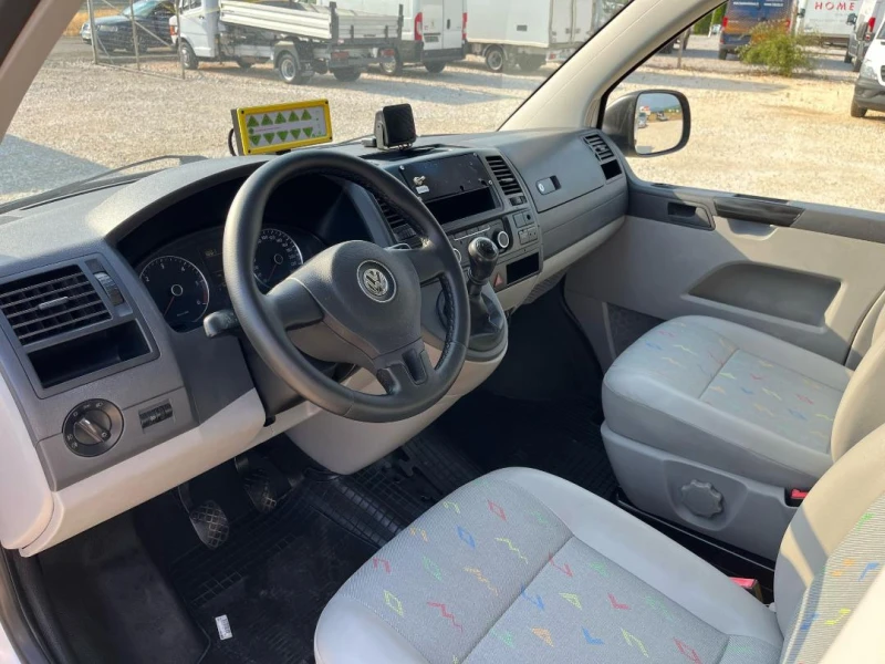 VW Transporter ЛИНЕЙКА NewFace L2H2 6 Места ЕВРО 5А/DPF ПЕРФЕКТНА, снимка 12 - Бусове и автобуси - 51147688