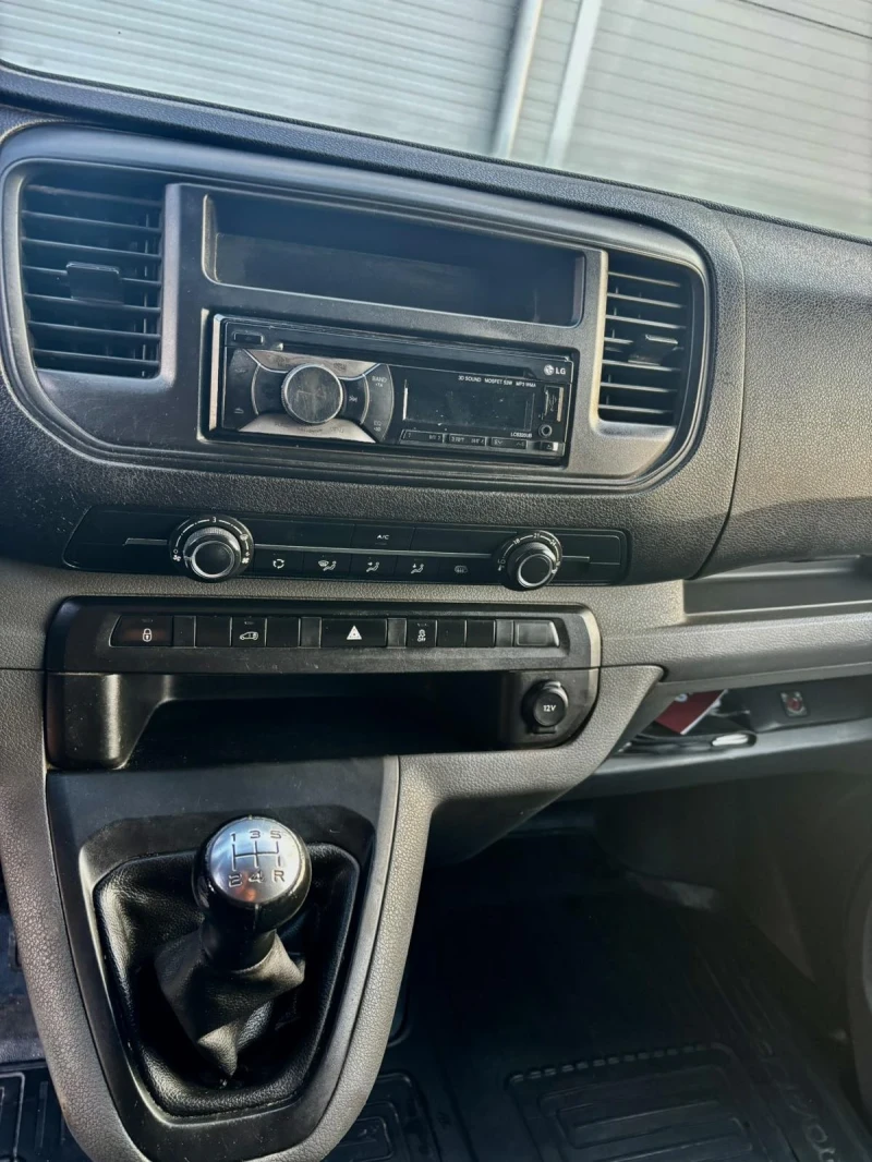 Toyota Proace, снимка 7 - Бусове и автобуси - 53492292