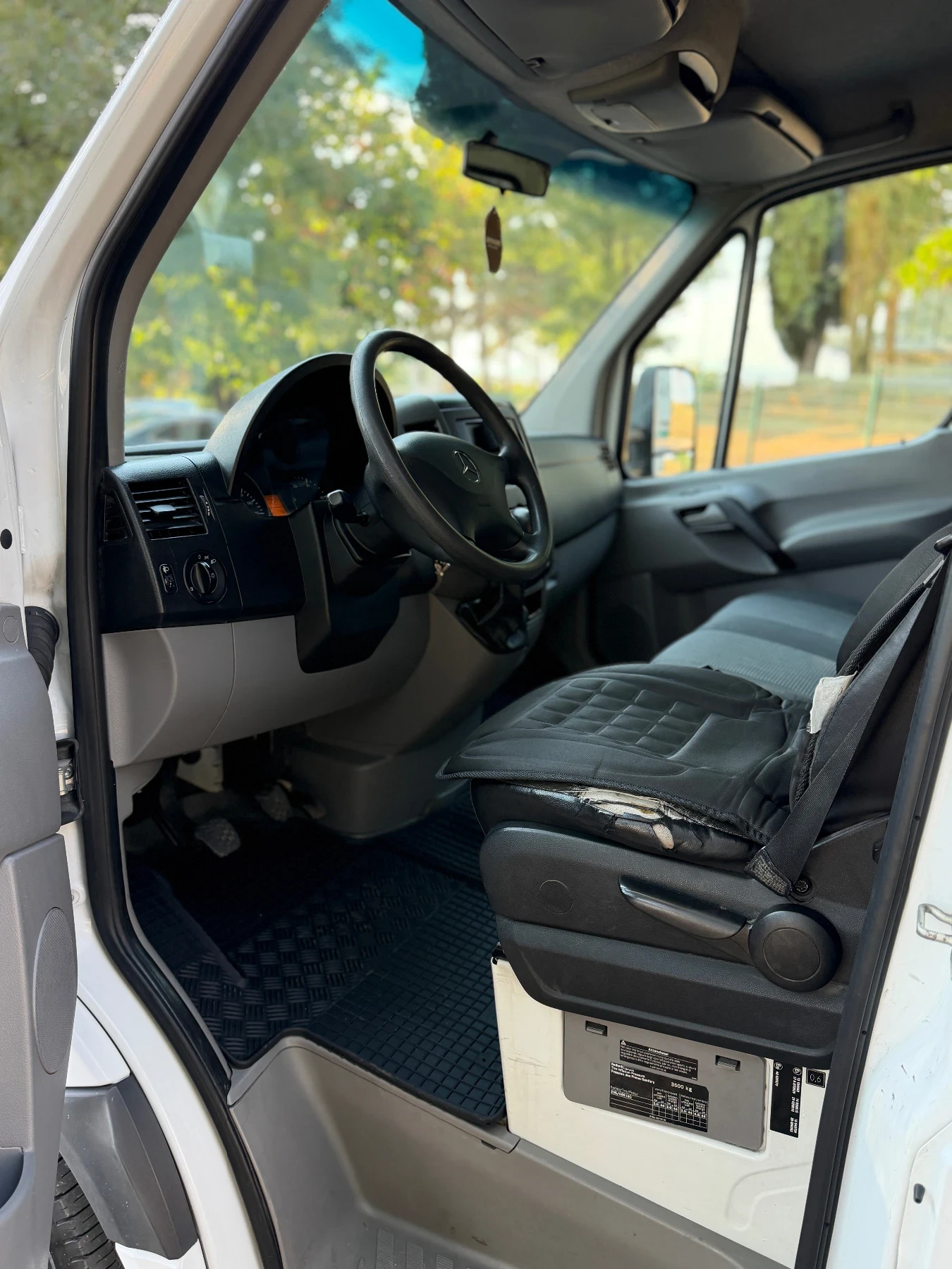 Mercedes-Benz 313 2.2 Дизел + /- камера /6-склрости/, снимка 7 - Бусове и автобуси - 56145146