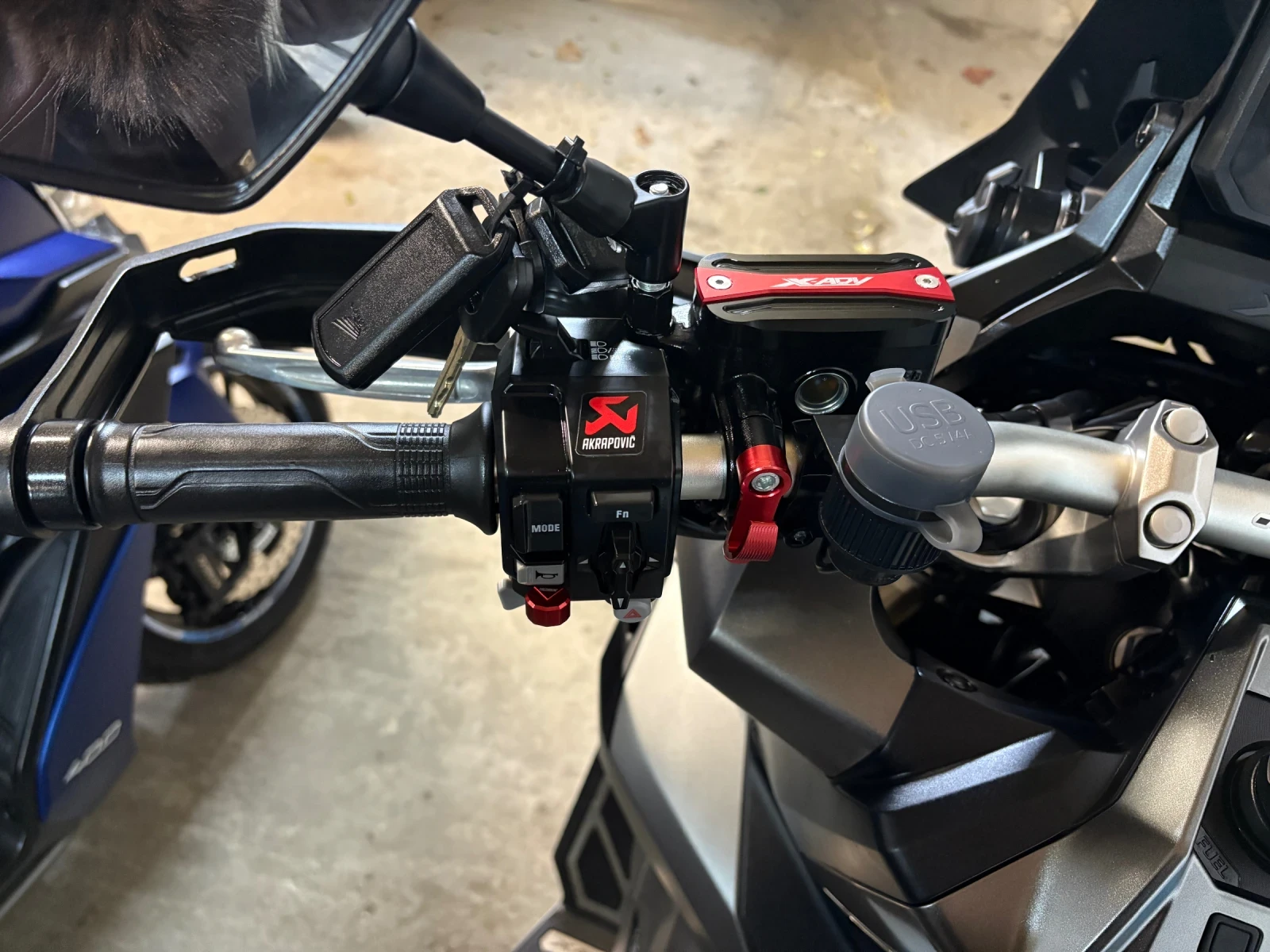 Honda X-ADV 750i ABS TCS LED 2022!!! | Mobile.bg   15
