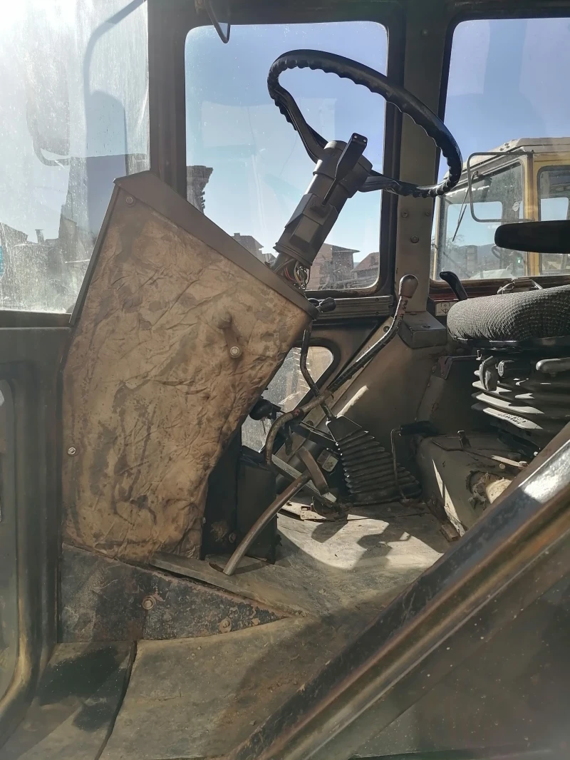 Трактор Беларус 82.1, снимка 2 - Селскостопанска техника - 48277202