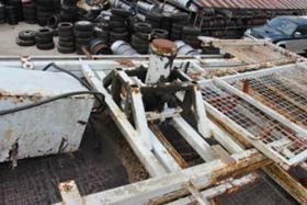 САМОСВАЛНО УСТРОЙСТВО  , снимка 1