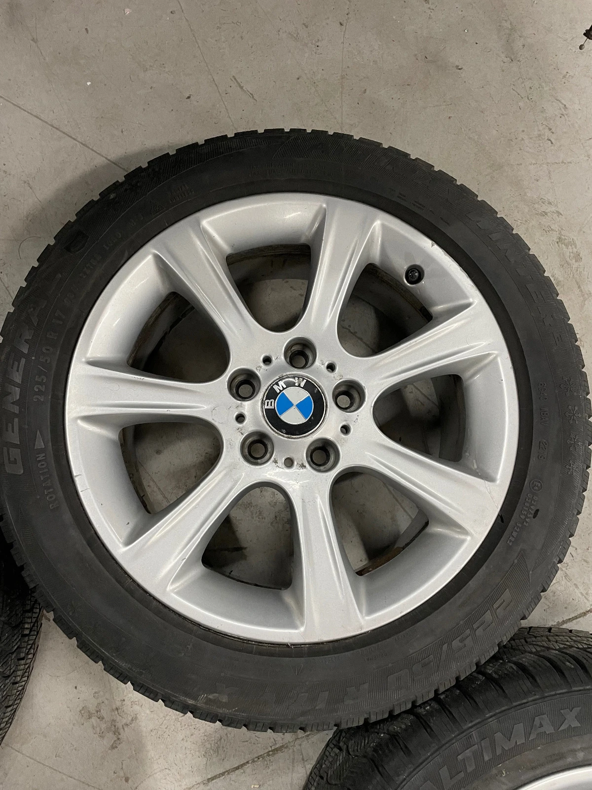 ���� � ������ 225/50R17 | Mobile.bg � ����������� 5