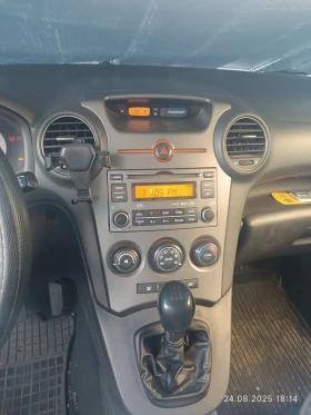 Kia Carens, снимка 9