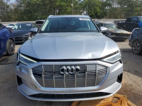 Audi E-Tron Premium Plus, снимка 5