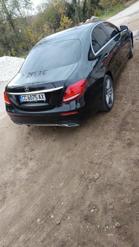 Mercedes-Benz E 220, снимка 9