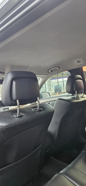 Mercedes-Benz E 220 2.2, снимка 9
