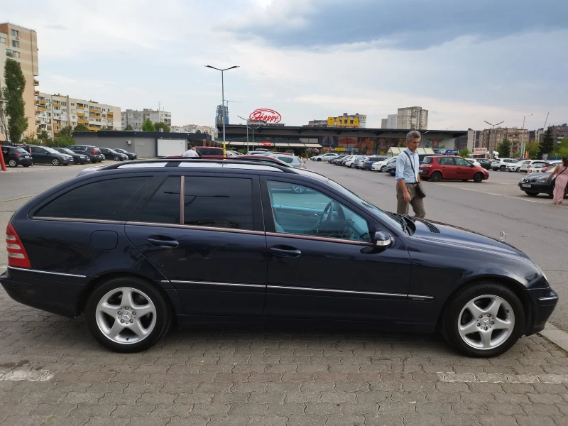 Mercedes-Benz C 220, снимка 13 - Автомобили и джипове - 46921055