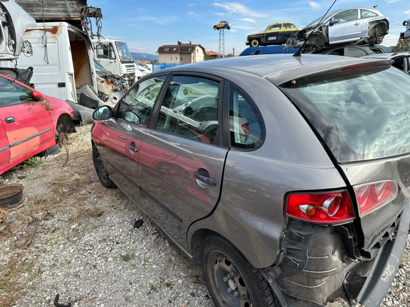 Seat Ibiza 1.4 TDI, снимка 3 - Автомобили и джипове - 47343893