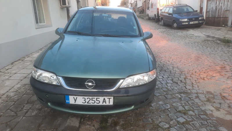 Opel Vectra, снимка 1 - Автомобили и джипове - 47370111