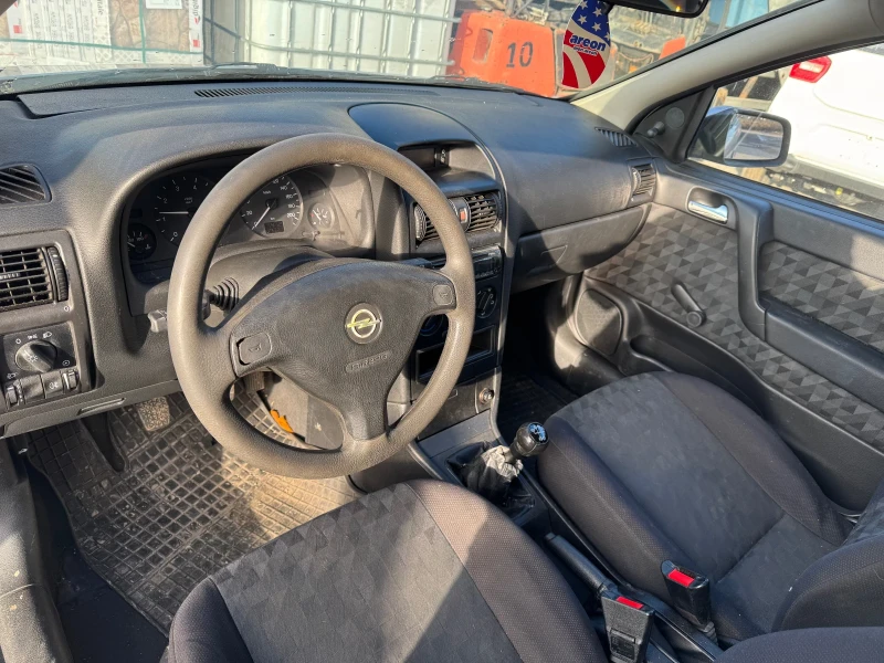 Opel Astra, снимка 10 - Автомобили и джипове - 48102734