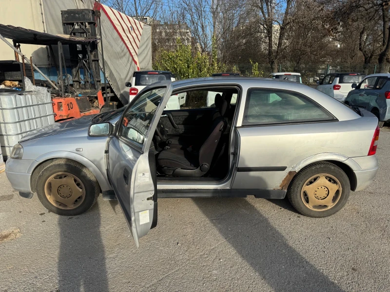 Opel Astra, снимка 1 - Автомобили и джипове - 48102734