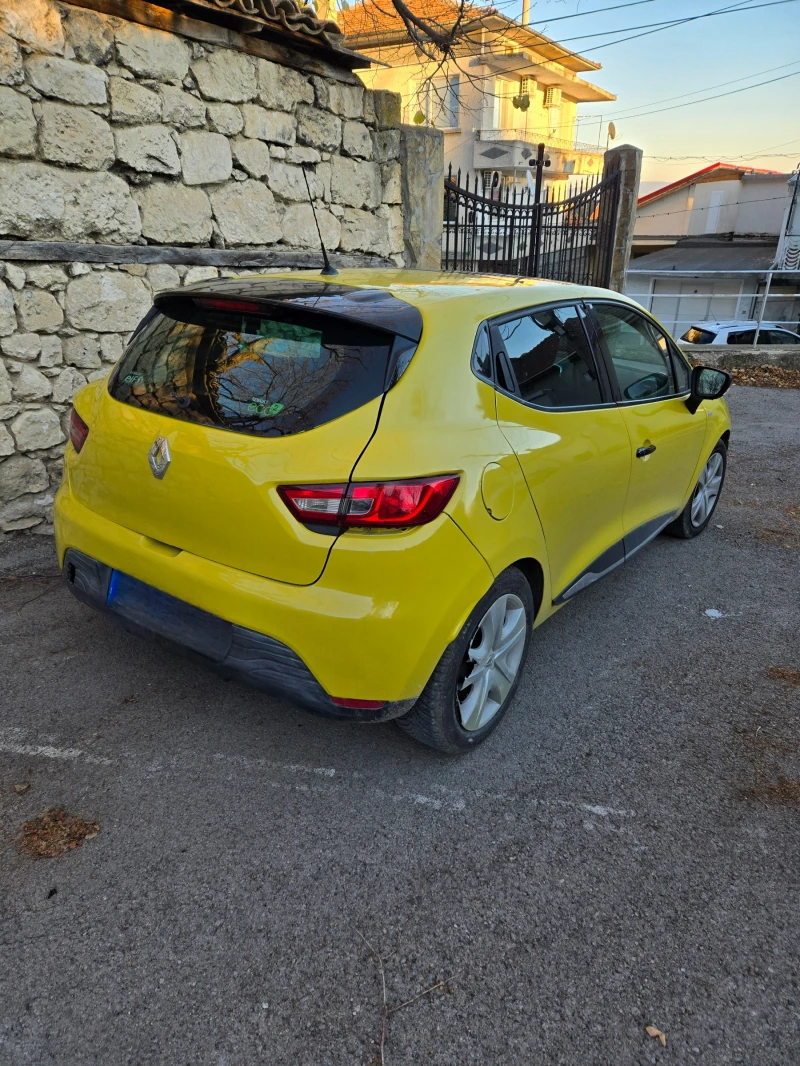 Renault Clio 1.2, снимка 3 - Автомобили и джипове - 48198663