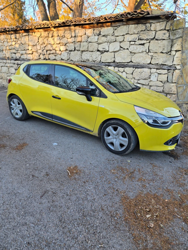 Renault Clio 1.2, снимка 2 - Автомобили и джипове - 48198663