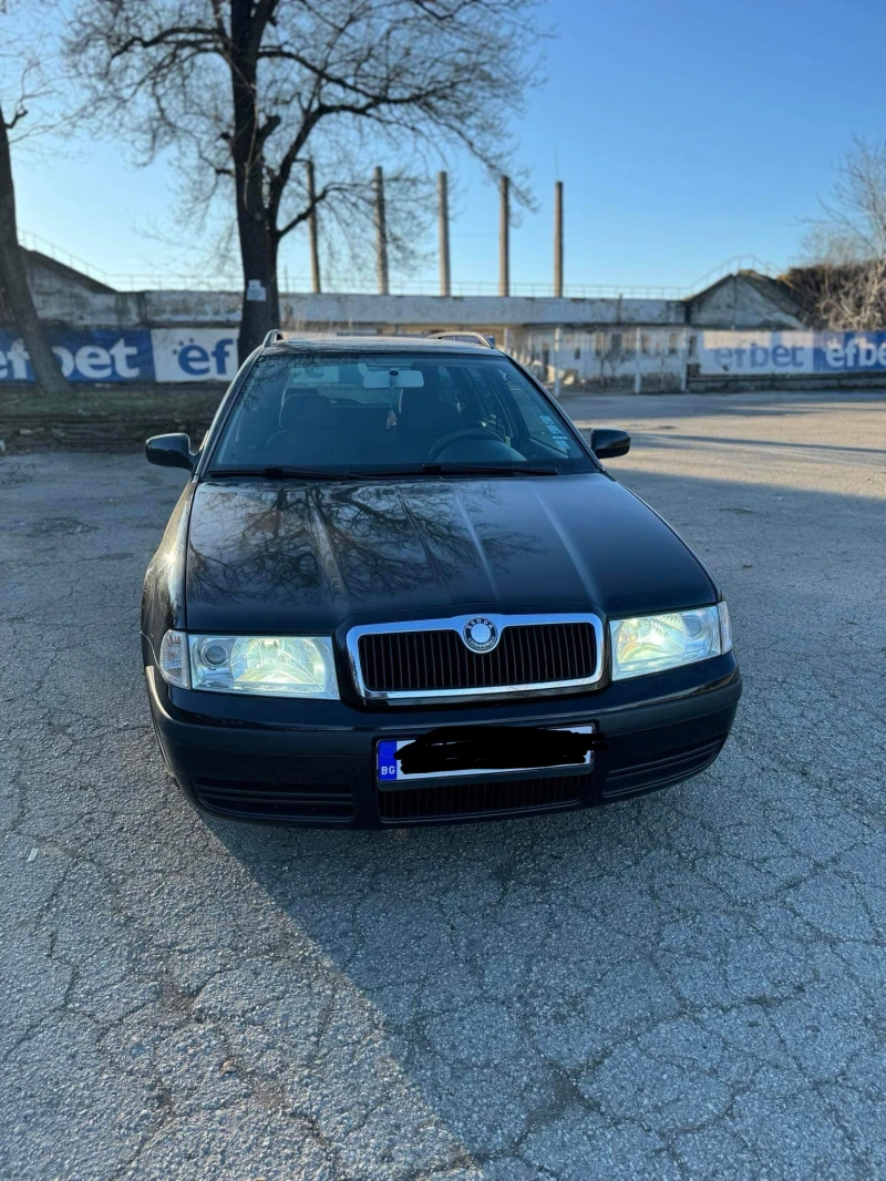 Skoda Octavia РЕГИСТРИРАН ! НАПЪЛНО ОБСЛУЖЕН, снимка 1 - Автомобили и джипове - 48309768