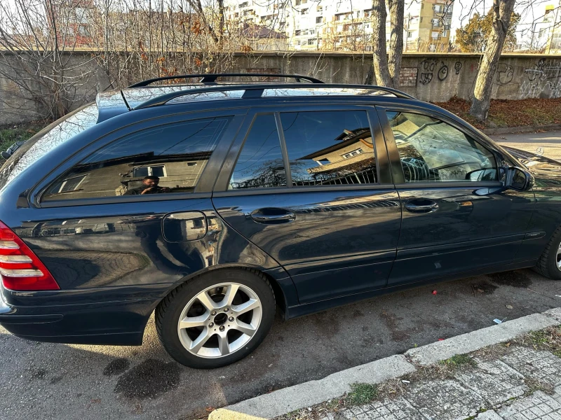 Mercedes-Benz C 220, снимка 1 - Автомобили и джипове - 48393669