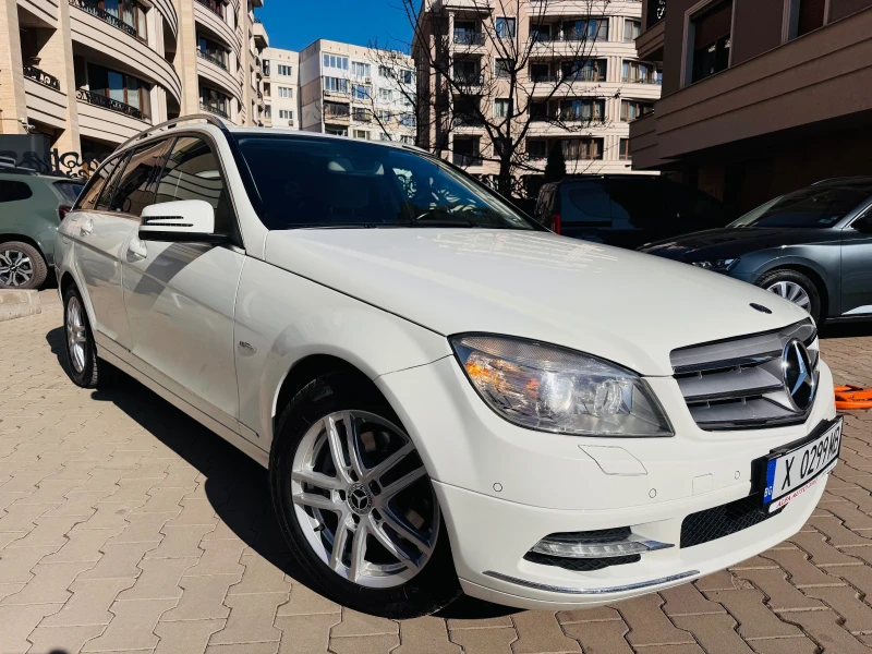 Mercedes-Benz C 250 d/4x4/FACE/LED/НАПЪЛНО ОБСЛУЖЕНА/НОВА КОЛА///, снимка 6 - Автомобили и джипове - 49083943