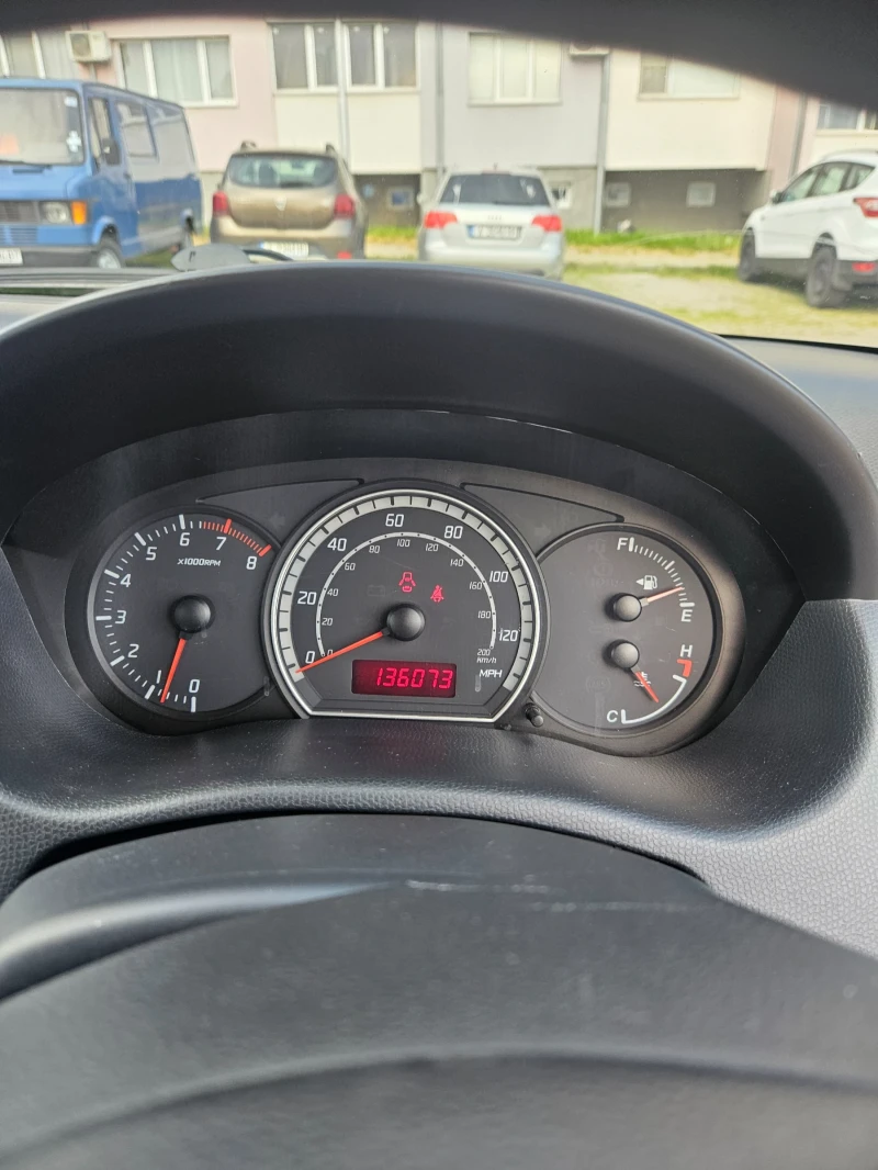Suzuki Swift, снимка 11 - Автомобили и джипове - 51706578