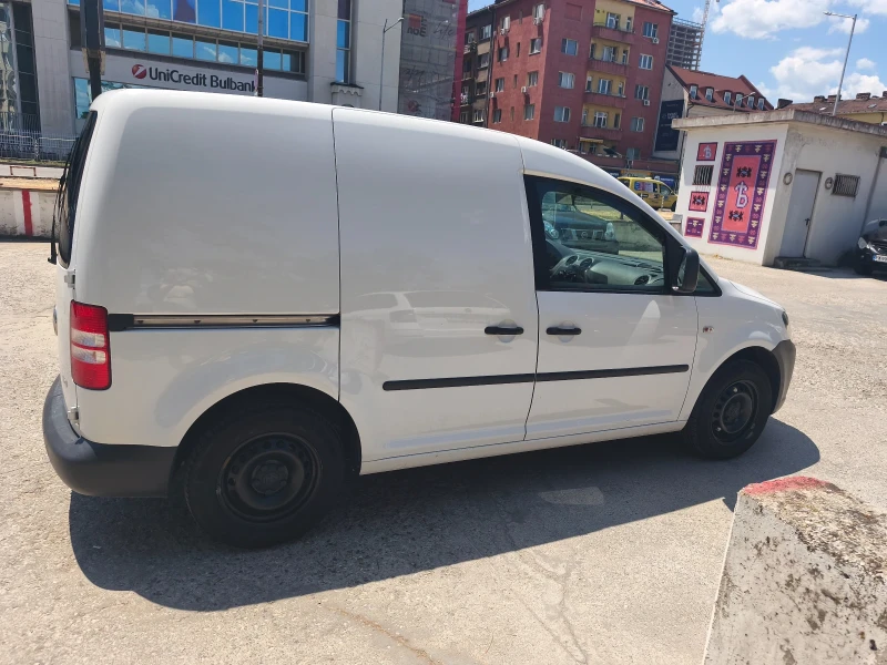VW Caddy, снимка 5 - Автомобили и джипове - 52610778