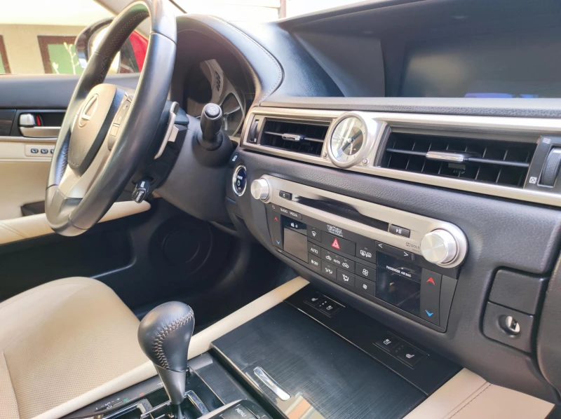 Lexus GS 450h, снимка 14 - Автомобили и джипове - 51416315