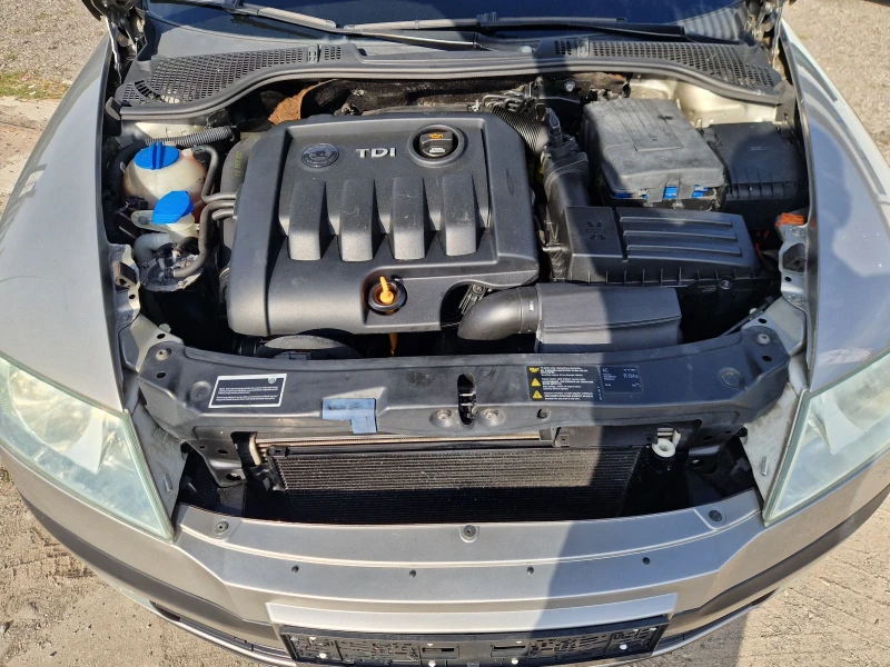 Skoda Octavia 1.9TDI 105Hp.ITALIA, снимка 15 - Автомобили и джипове - 51887711