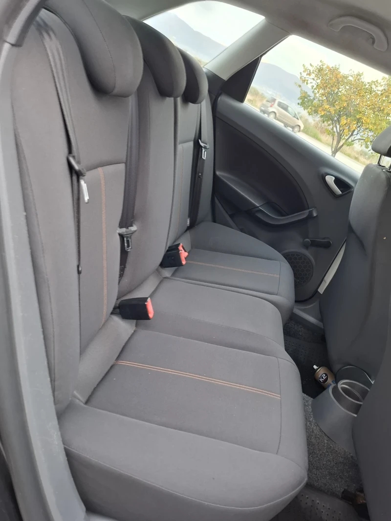 Seat Ibiza 1.2i* (75кс)* * FACELIFT* * НОВ ВНОС* * , снимка 17 - Автомобили и джипове - 52147904