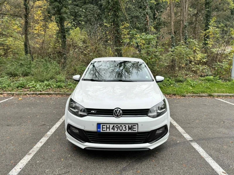 VW Polo 6R 1.0 MPI R-LINE!!, снимка 8 - Автомобили и джипове - 52394418