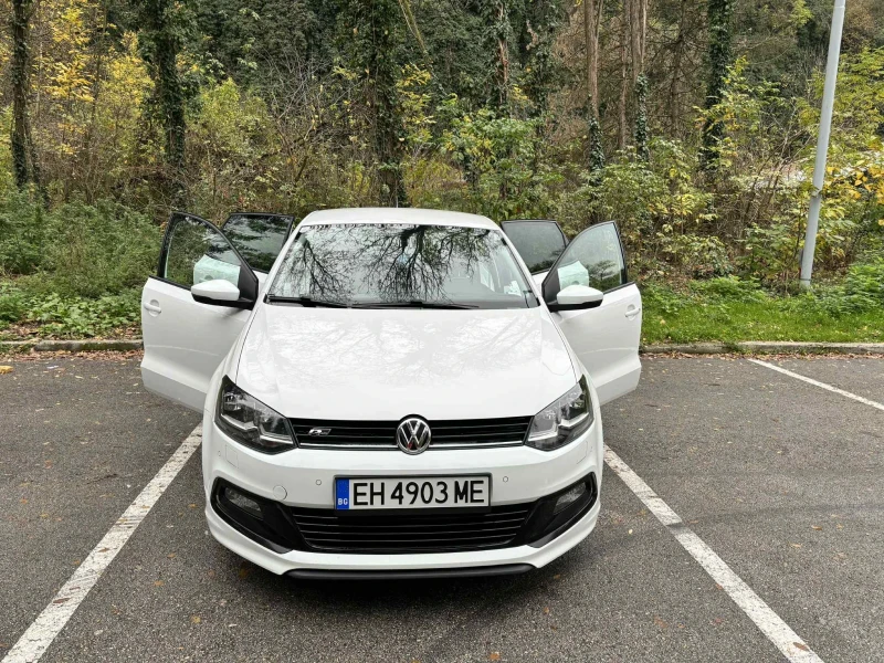 VW Polo 6R 1.0 MPI R-LINE!!, снимка 9 - Автомобили и джипове - 52394418