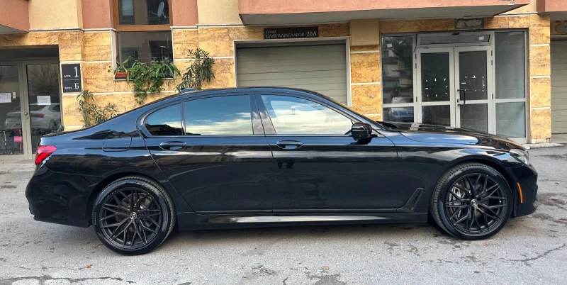 BMW 750 i xDrive M-pack FULL, снимка 8 - Автомобили и джипове - 52566986