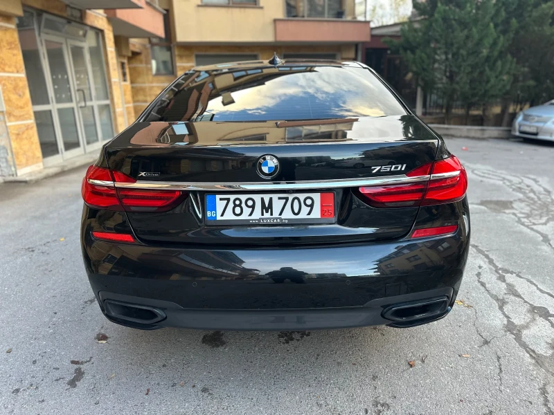 BMW 750 i xDrive M-pack FULL, снимка 5 - Автомобили и джипове - 52566986
