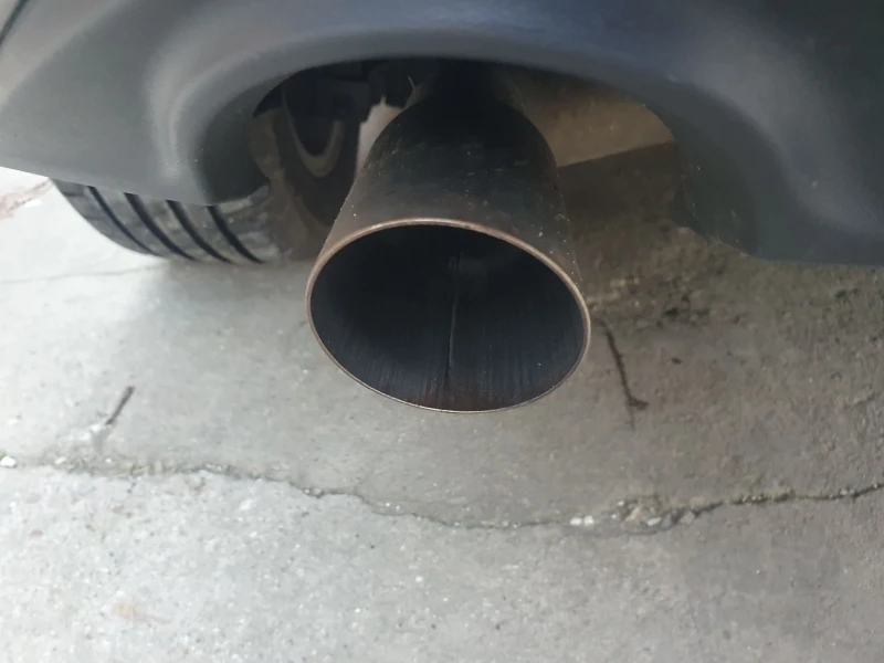 VW Sportsvan 1.6TDI NAVI PODGREV KAMERA EURO 6, снимка 15 - Автомобили и джипове - 52739926