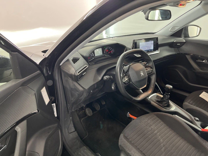 Peugeot 2008, снимка 5 - Автомобили и джипове - 52741580