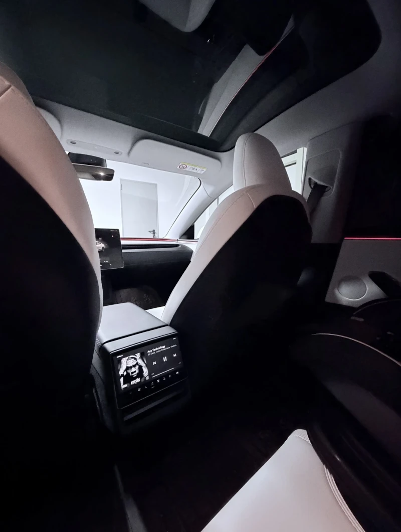 Tesla Model 3 Long Range, снимка 6 - Автомобили и джипове - 52879659